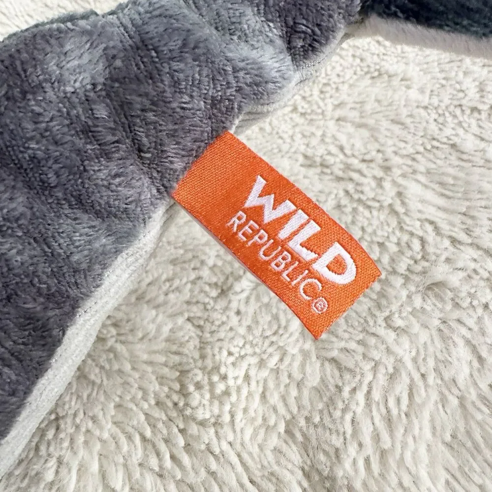 Wild Republic Cuddlekins Blue Gray Humpback Whale Plush 13” Aquarium